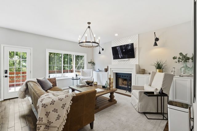 5845 Woodlands Ave, Nashville