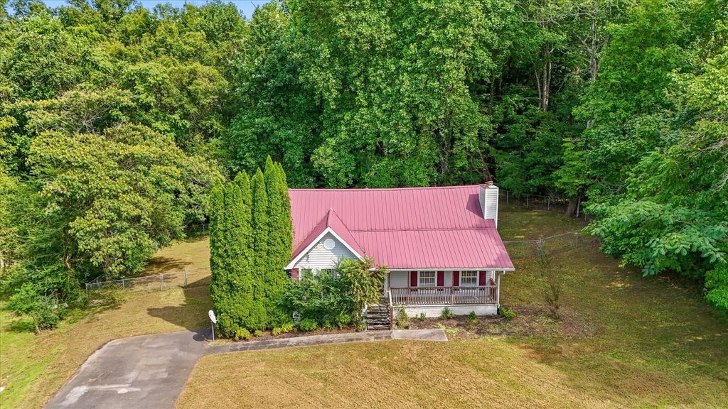 14319 Bluffview Drive, Birchwood