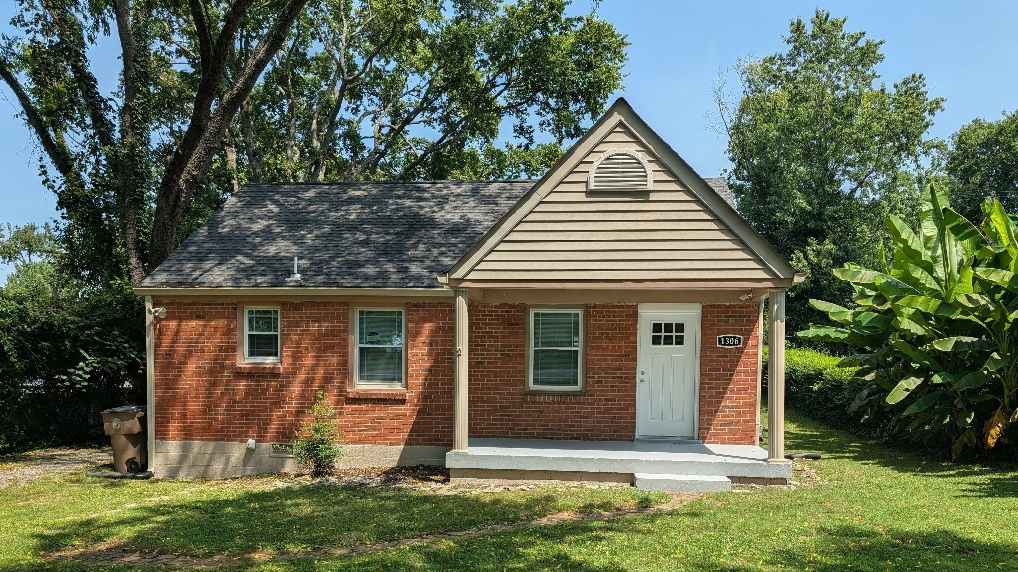 Home for sale in 1306 Venus Dr Nashville, TN