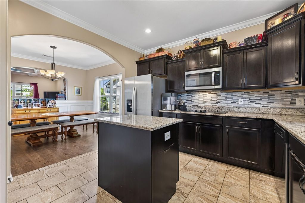1309 Winterset Dr, Clarksville