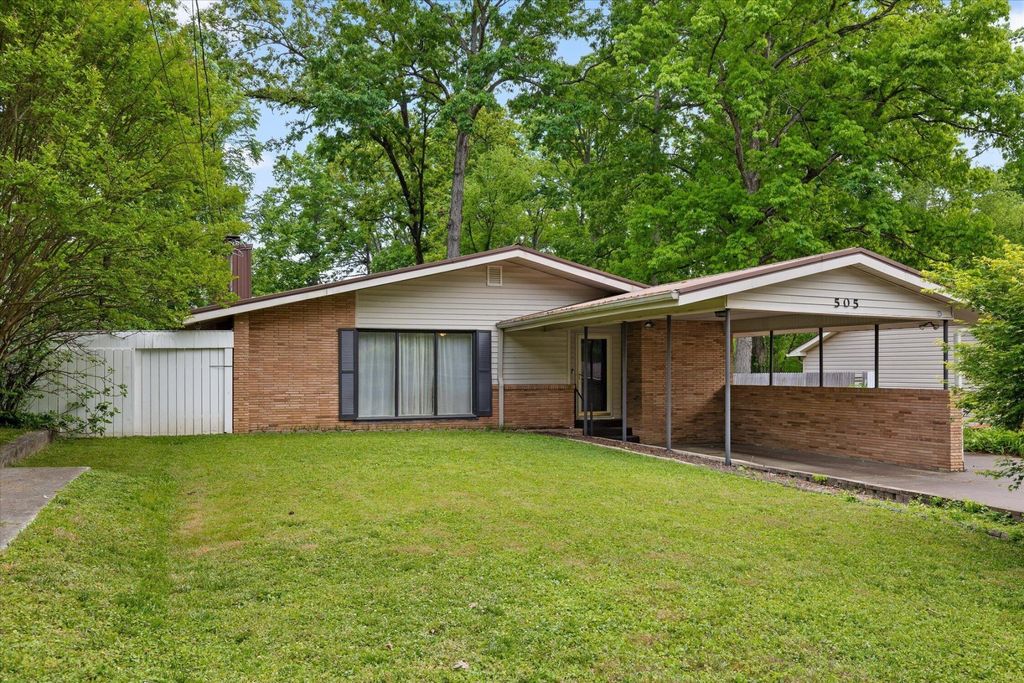 505 Thomas Drive, Rossville