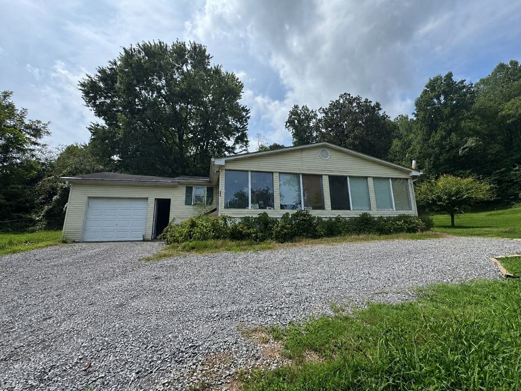 196 Lynch Rd, Church Hill