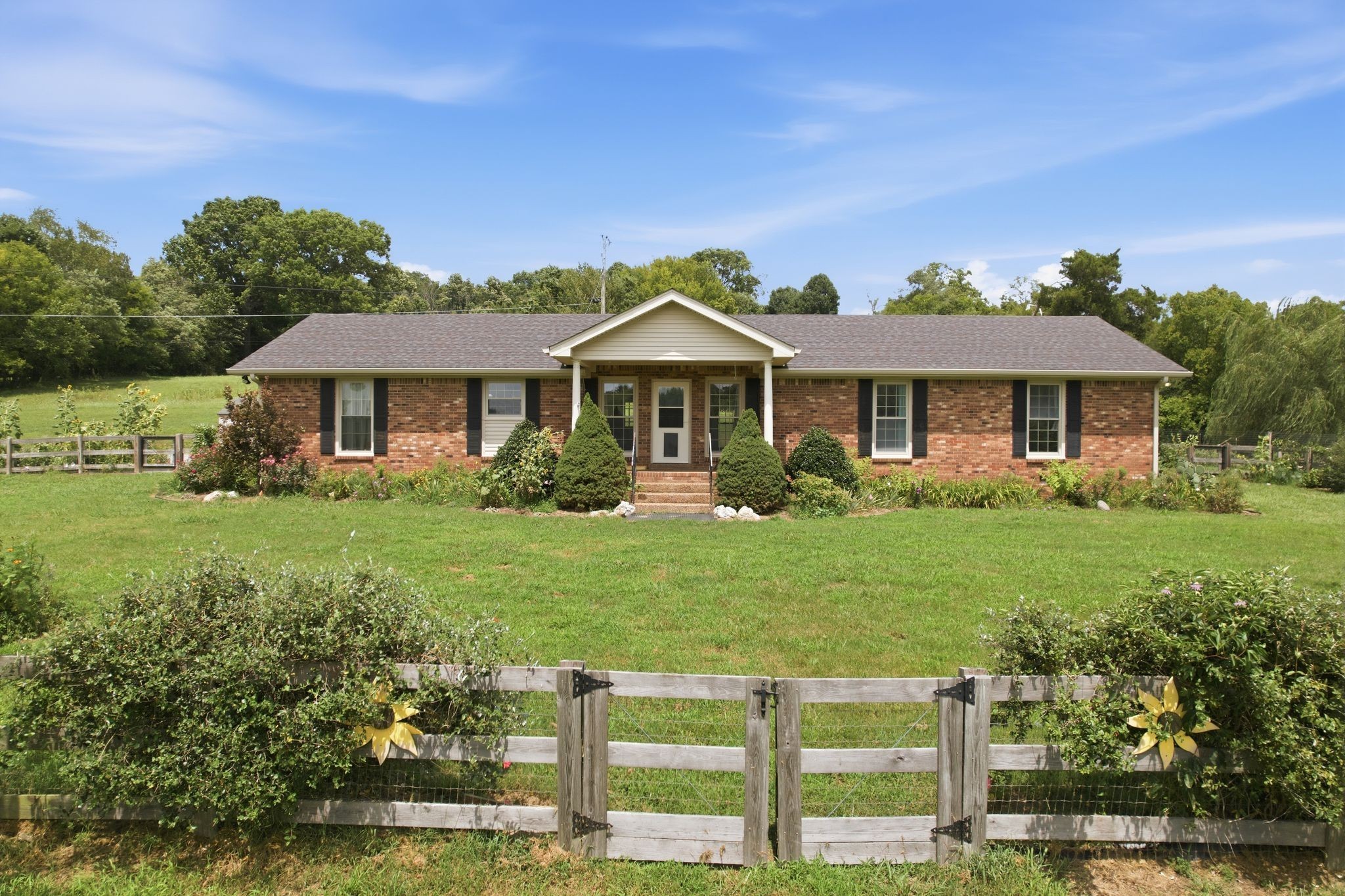 Photo for MLS 3520293 in 5353 Sparta Pike Watertown, TN - 37184