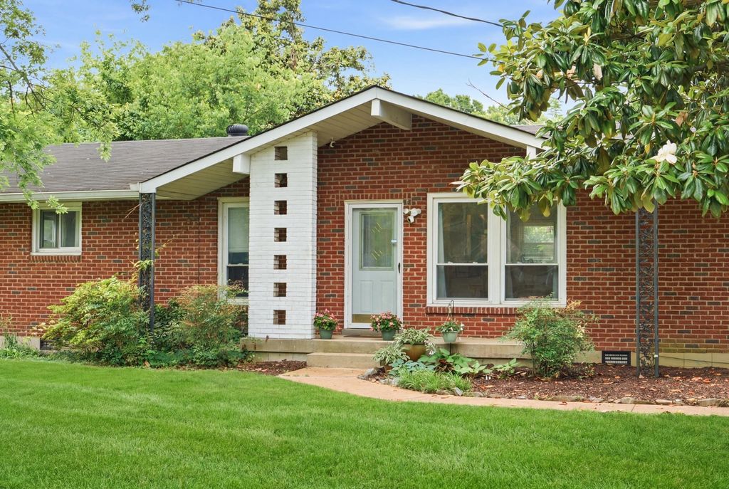 5004 W Durrett Dr, Nashville