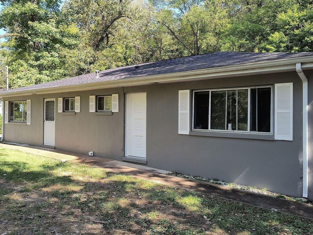 671 Lupton Drive, Chattanooga