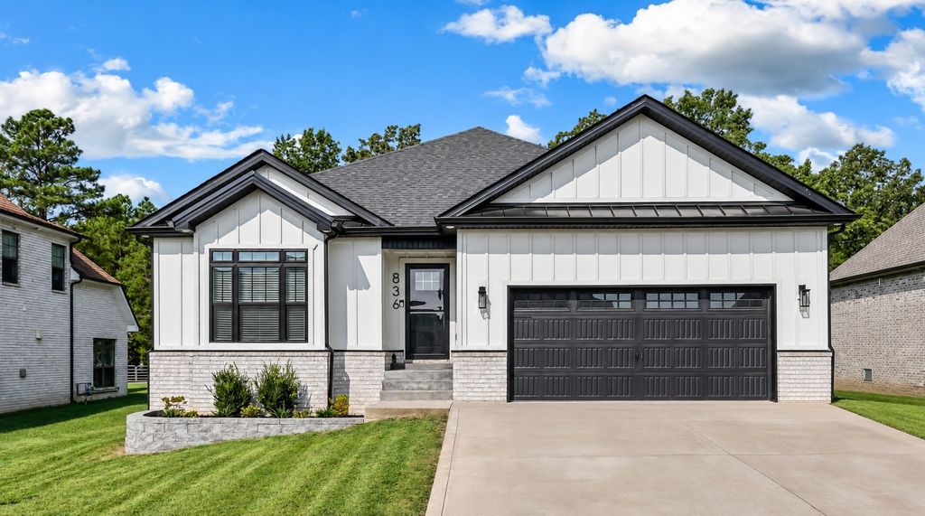 836 Jersey Dr, Clarksville