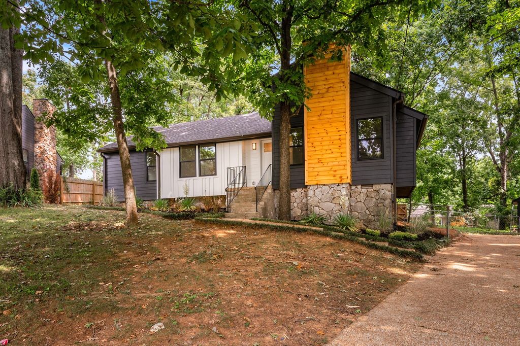 304 Sunrise Cir, Mount Juliet