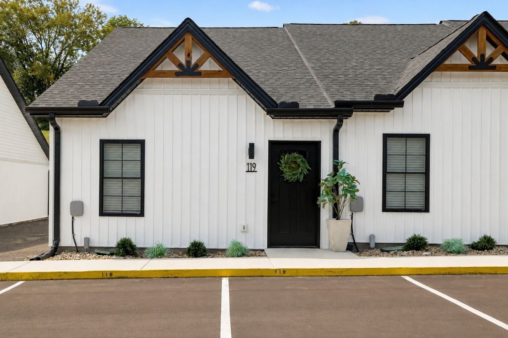 123 Deer Valley Drive E, Gordonsville