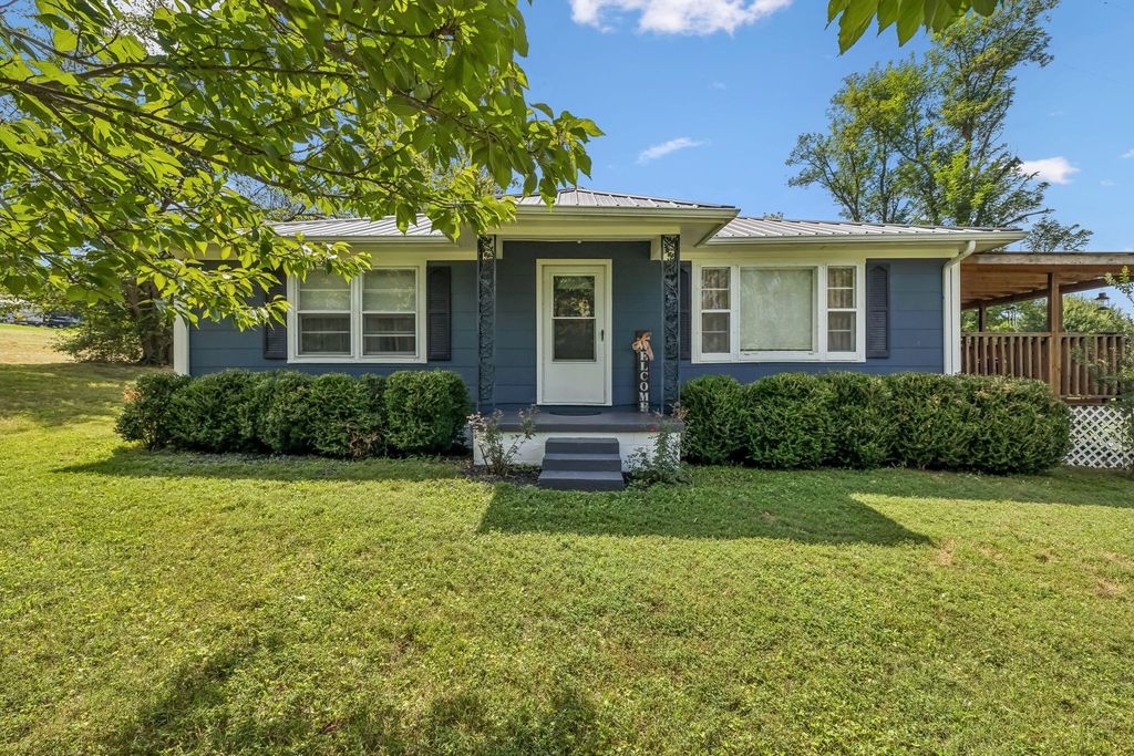 8315 Old Highway 52, Westmoreland