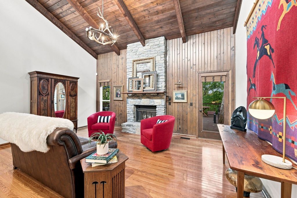 1405 Robert E Lee Ln, Brentwood