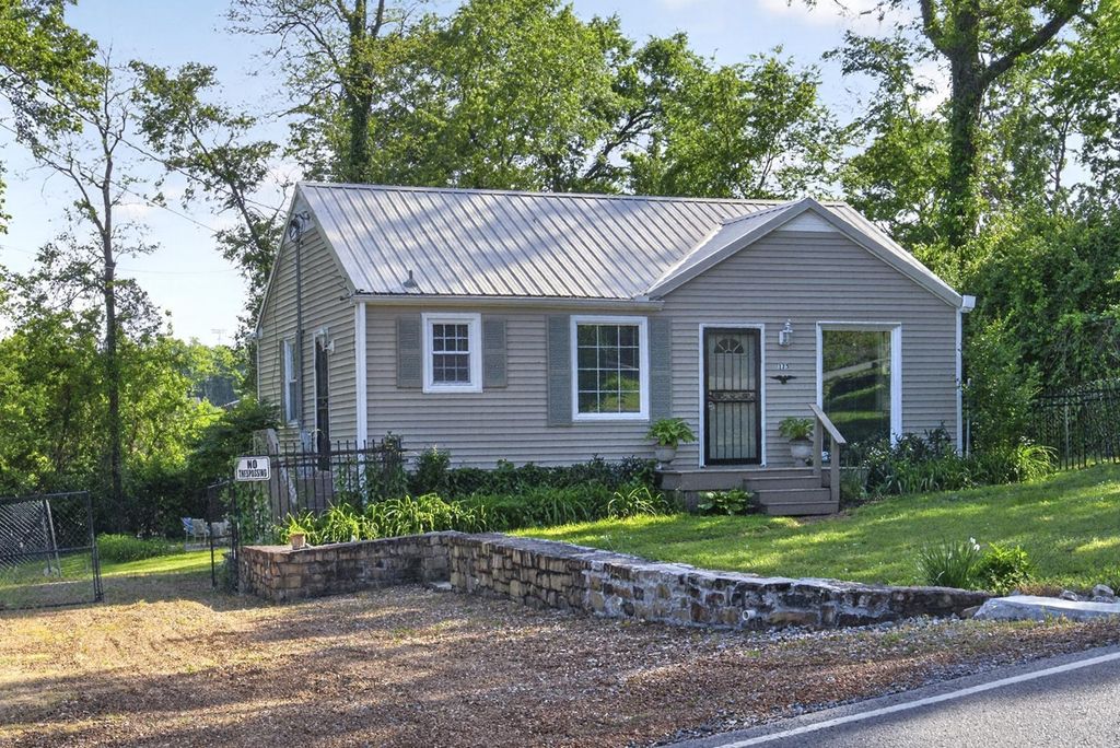 125 Neese Dr, Nashville