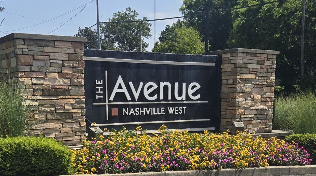 6680 Charlotte Pike K8, Nashville