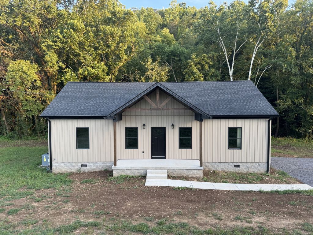 26 Sloan Branch Rd, Pleasant Shade