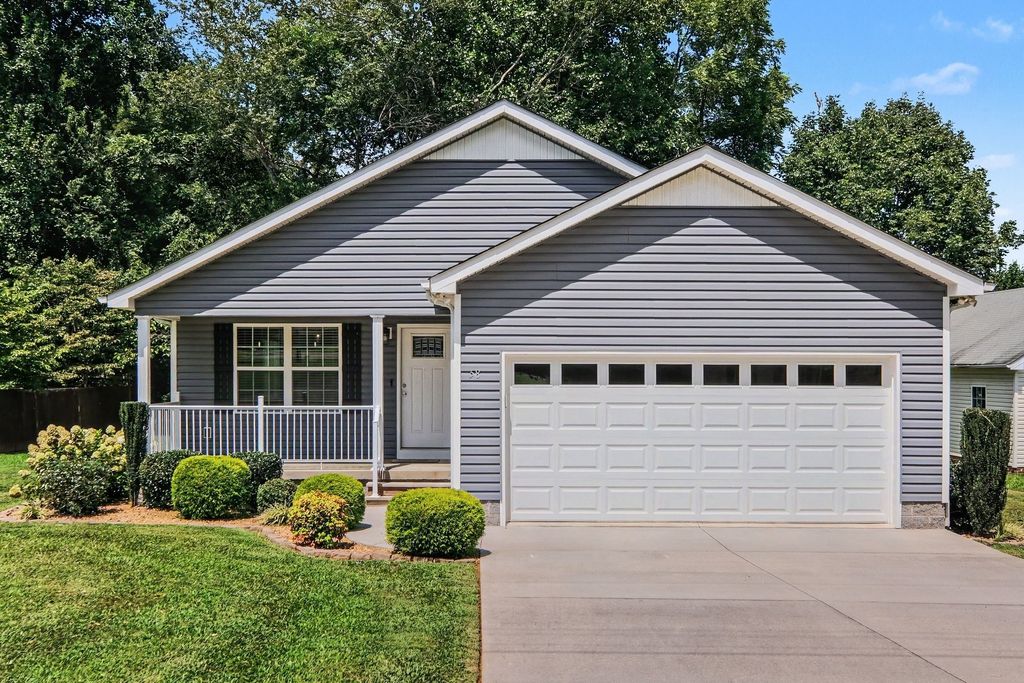 58 Duck Hawk Dr, McMinnville