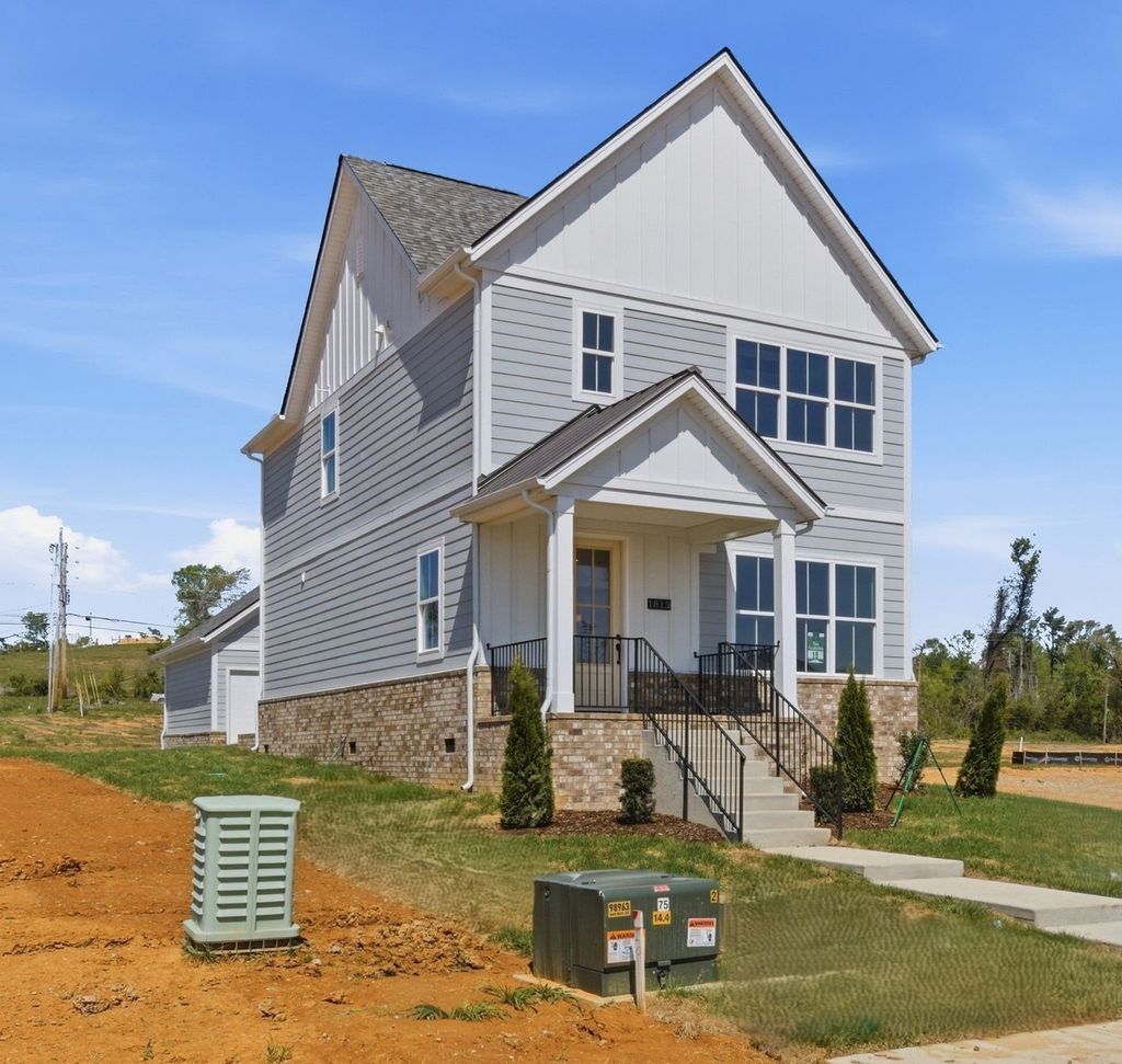 1803 Flatwaters St, Spring Hill