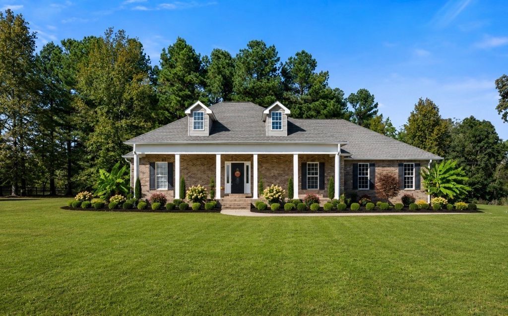 2044 Old Blacktop Road, Mc Ewen