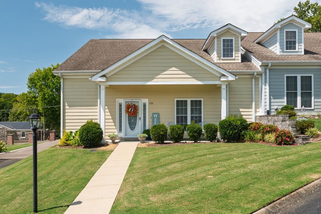226 James Longstreet Blvd, Fayetteville