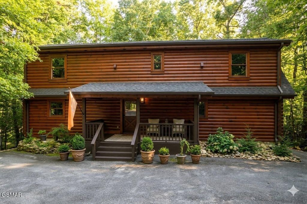1903 Waters End Road, Walland