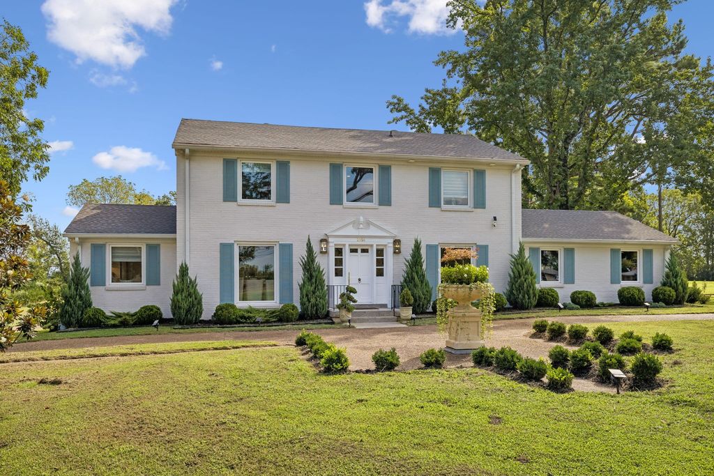 2956 Mcgavock Pike, Nashville