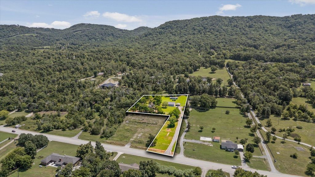8740 Ooltewah Georgetown Road, Ooltewah