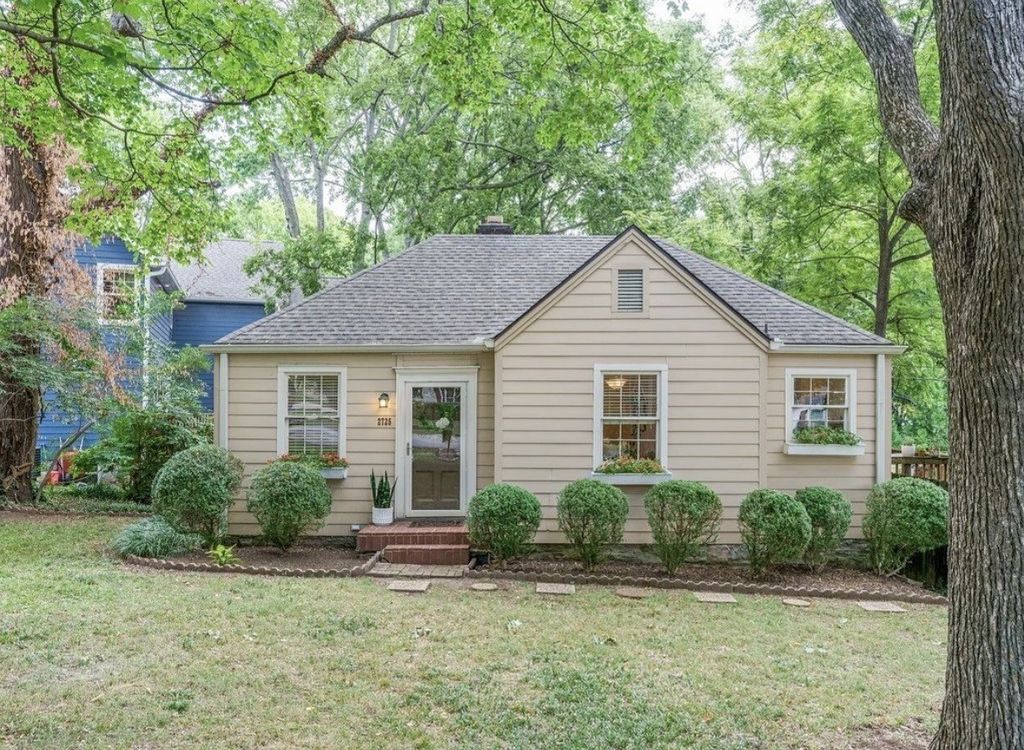 2725 Sharondale Ct, Nashville