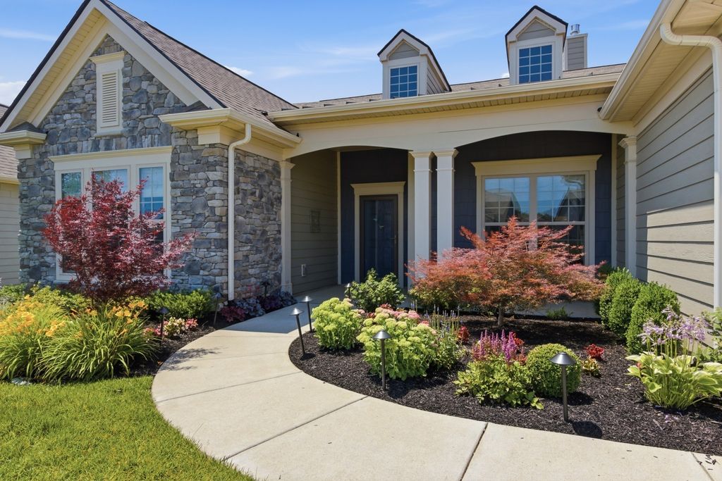5025 Lincoln Glen, Spring Hill