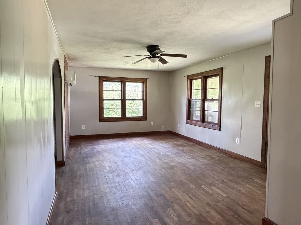 1080 Summertown Hwy, Hohenwald