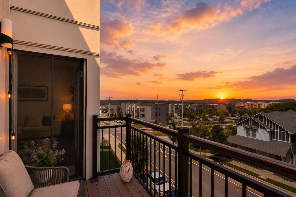 1638 54th Ave Apt 328, Nashville