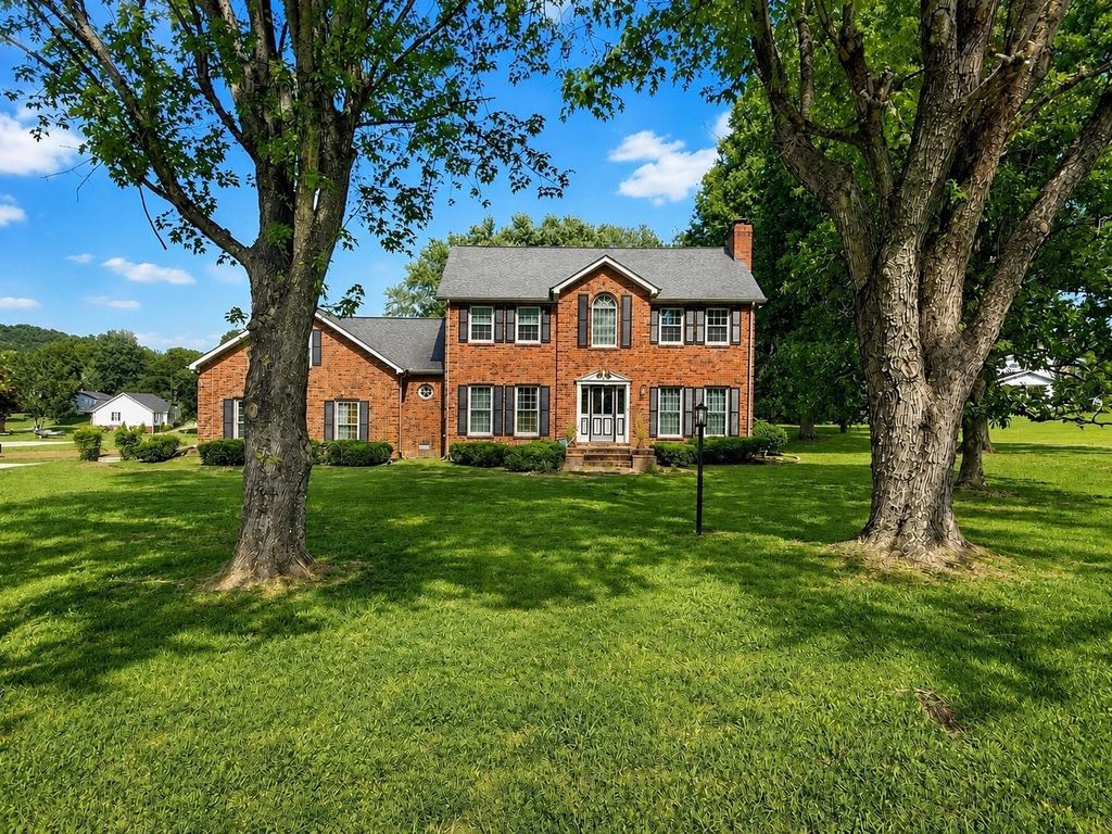 51 Morris Dr, Carthage