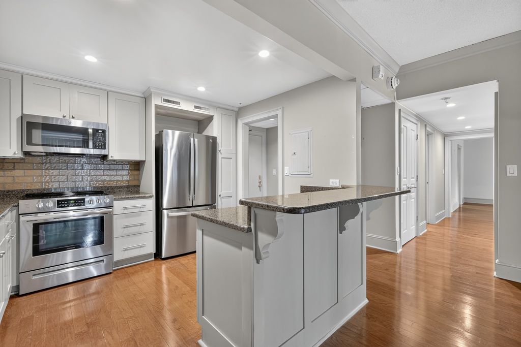 4215 Harding Pike 412, Nashville