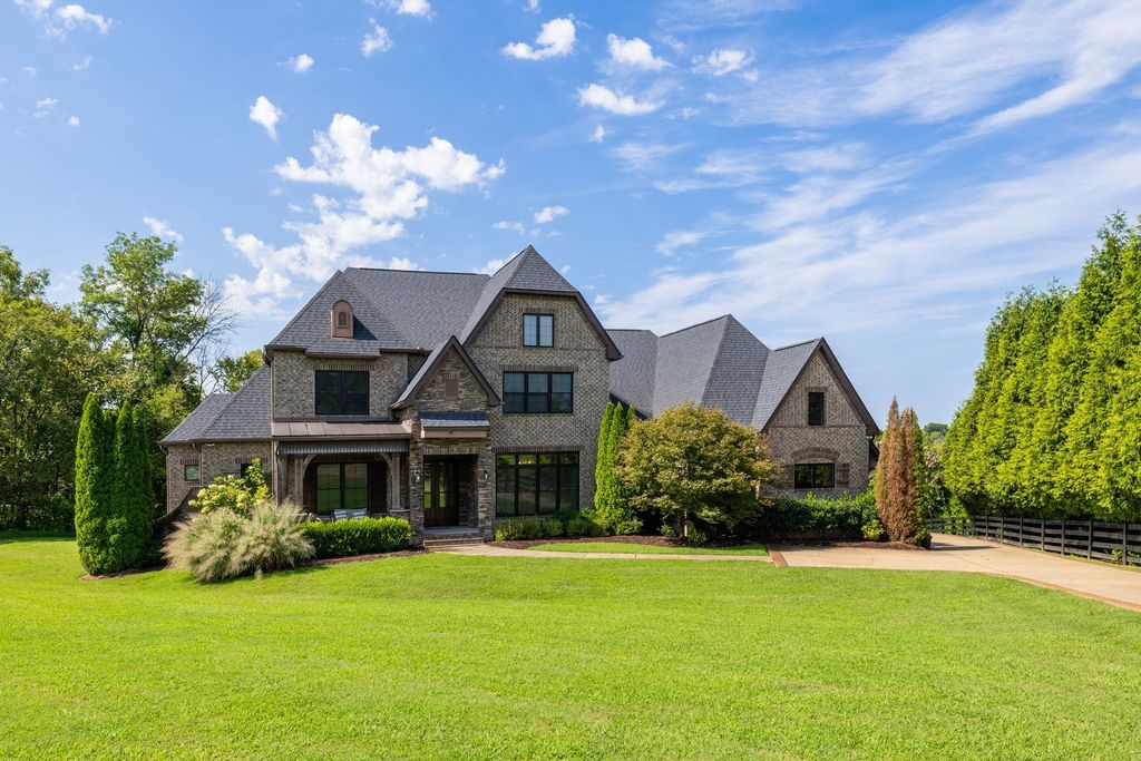 2713 Deer Haven Ct, Franklin