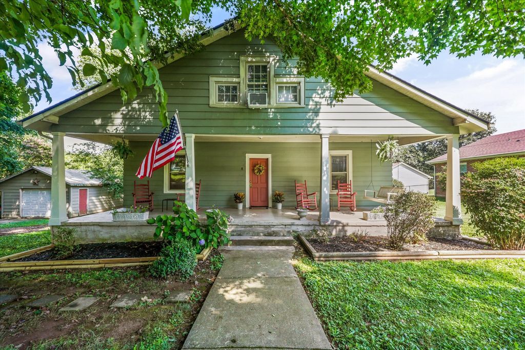8 W Farrell St, Niota