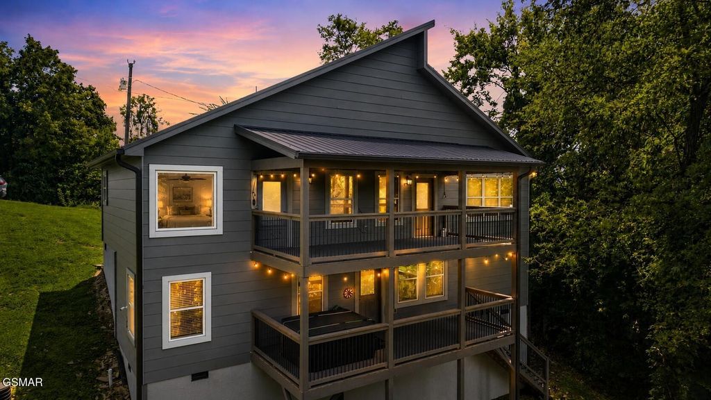 353 Oak Lake Drive, Sevierville