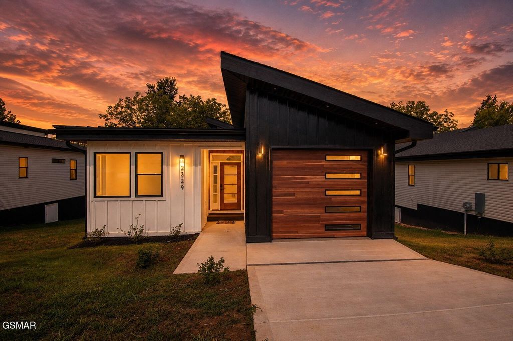 2329 Rock Gardens Drive, Sevierville