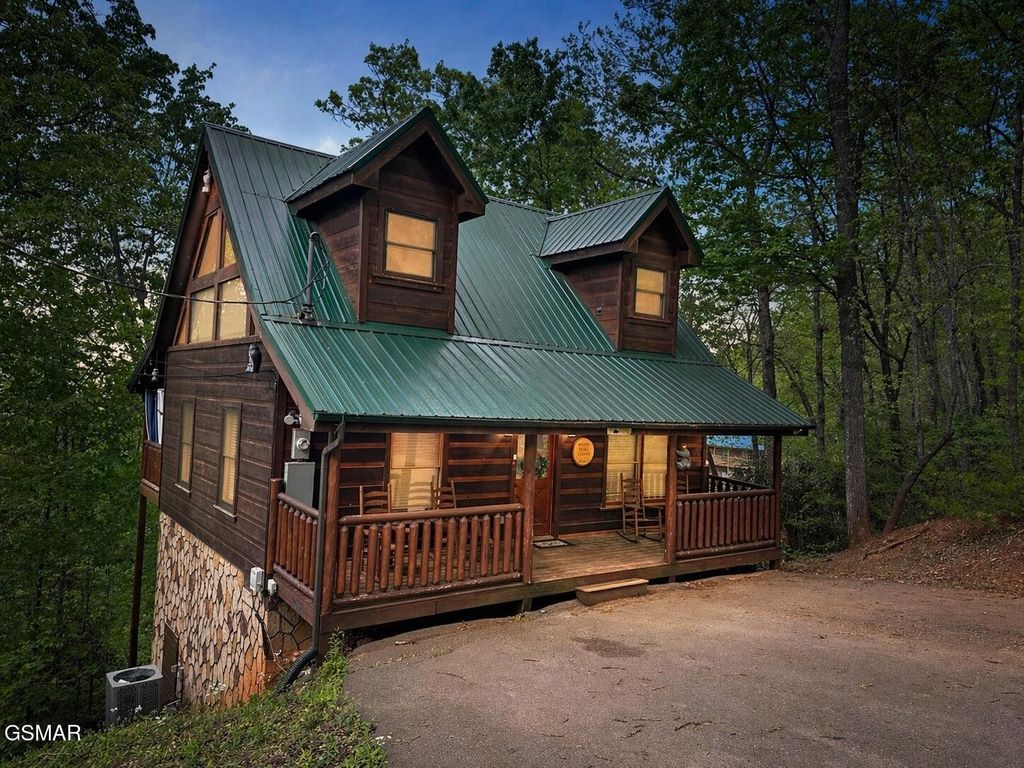 2251 Red Bud Road, Sevierville