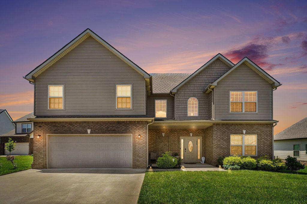 538 Low Country Ct, Clarksville