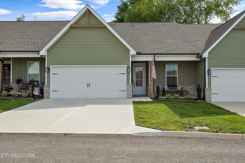 233 Elise Way, Lenoir City