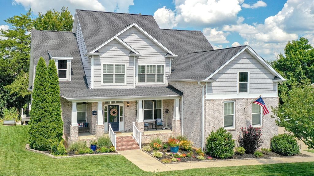 1027 Nealcrest Cir, Spring Hill