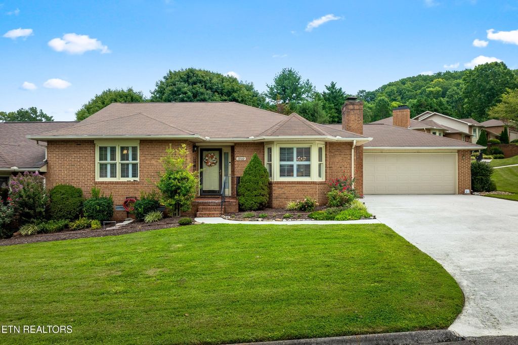 7000 Ashley Court, Knoxville
