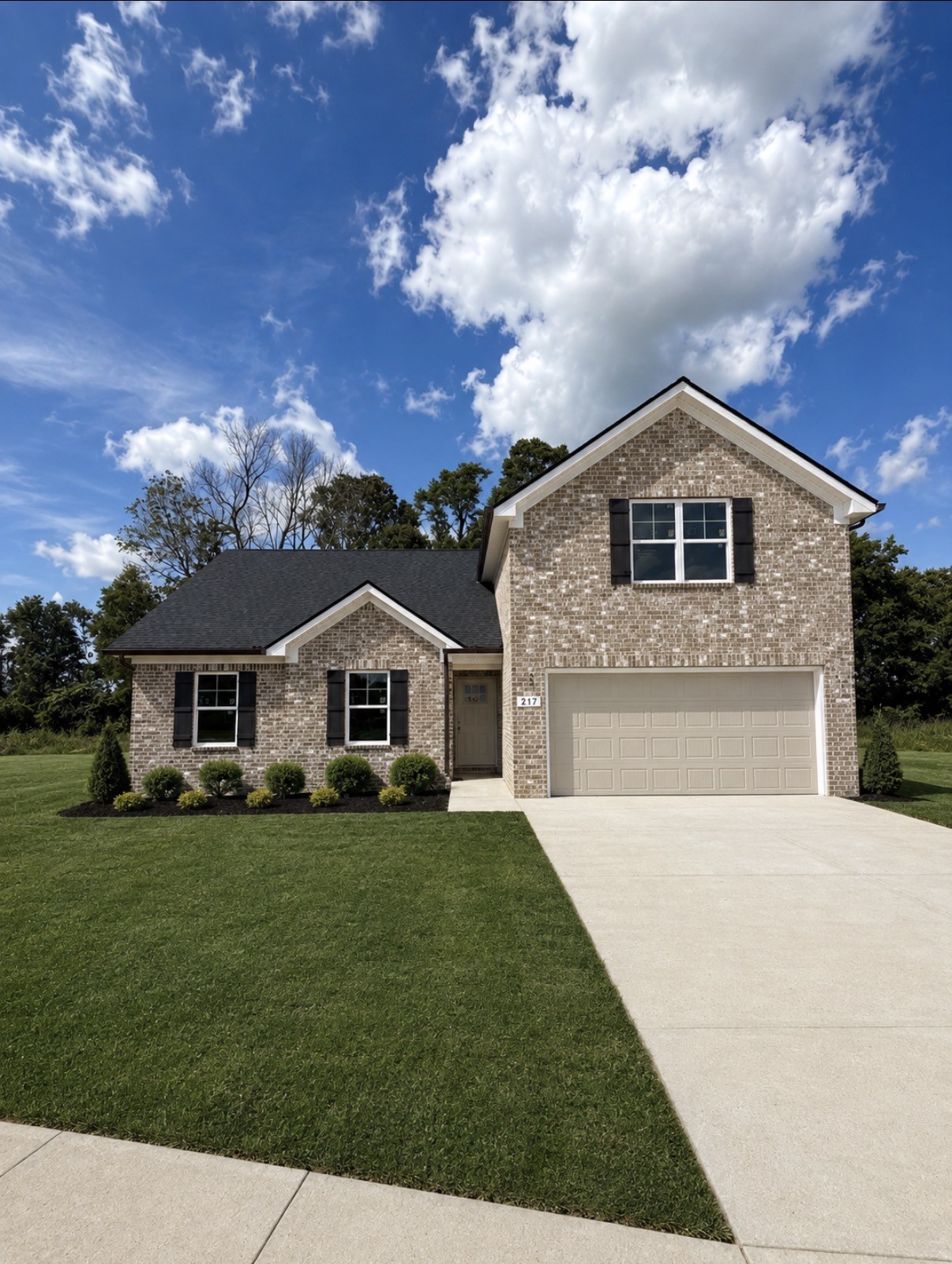 Photo for MLS 3523734 in 1284 Amber Hills Drive Ashland City, TN - 37015