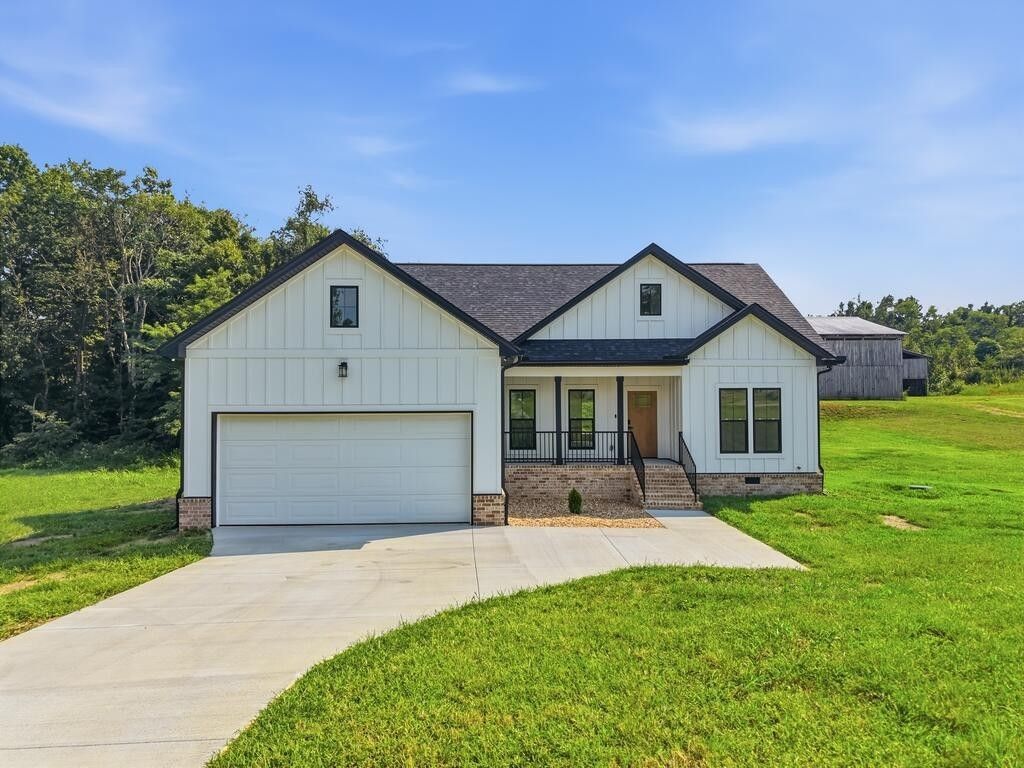 1741 Old Highway 52, Lafayette