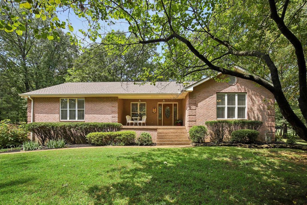 9670 Coles Ferry Pike, Lebanon