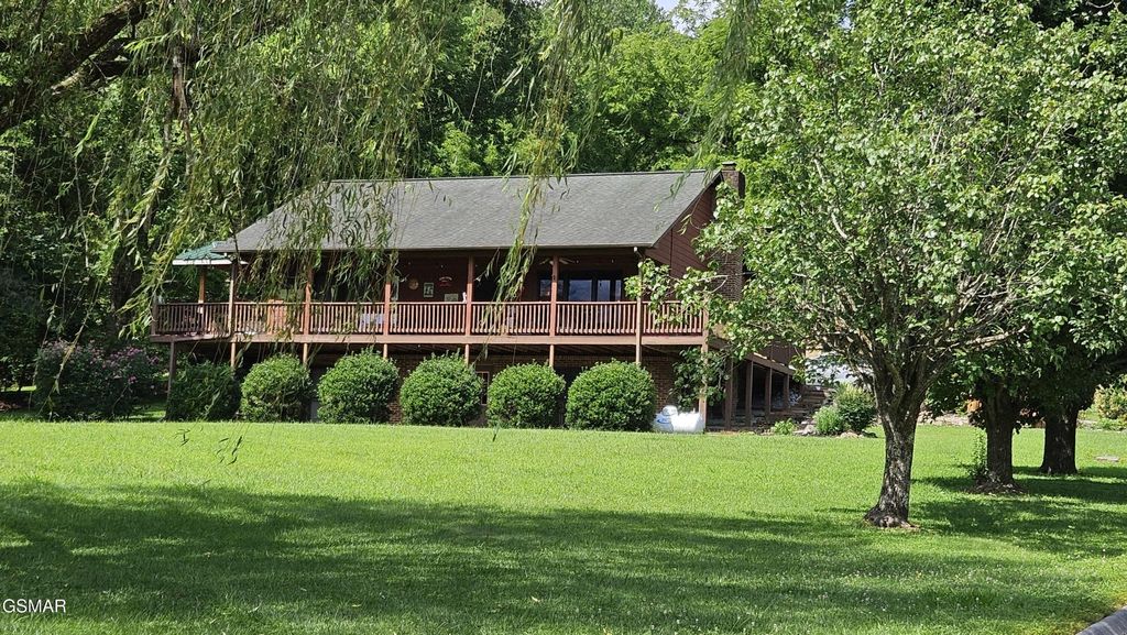 3919 Ole Smoky Way, Sevierville