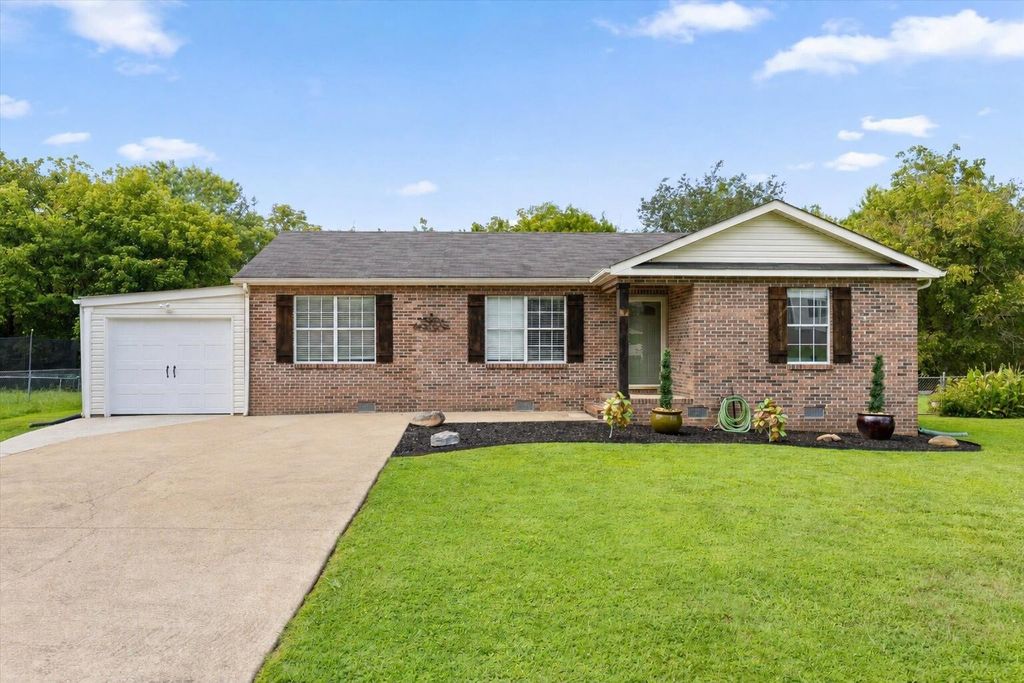 2660 Rogers Drive Se, Cleveland