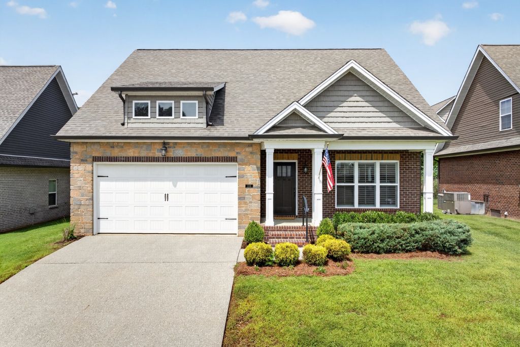 1103 Cross Pointe Dr, Cookeville