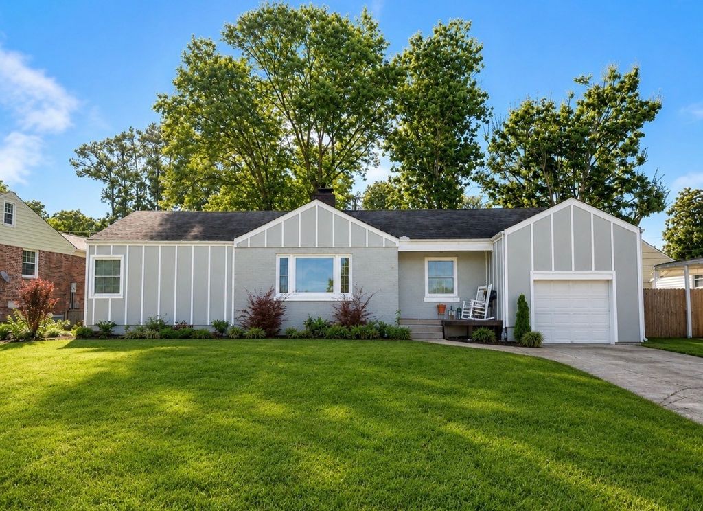 1003 Rolling Fields Cir, Columbia