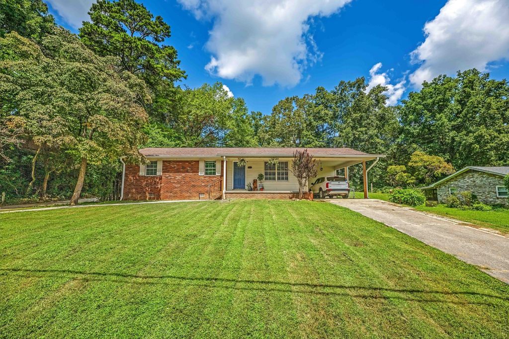 335 Winchester Road, Lenoir City