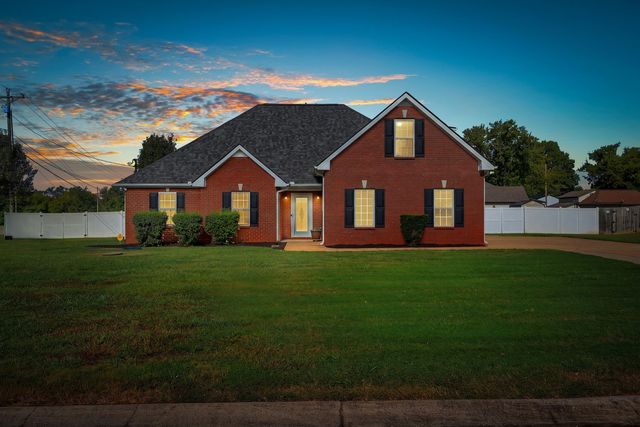 1005 Stratus Dr, Murfreesboro