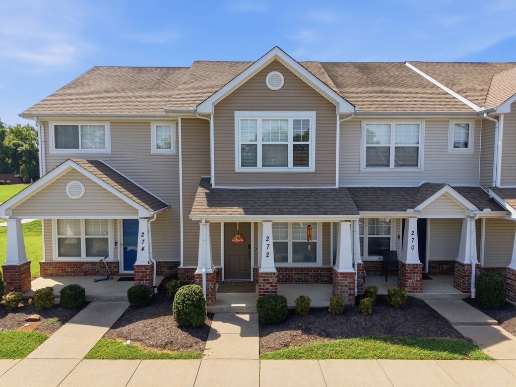 272 Jenna Lee Cir, Madison