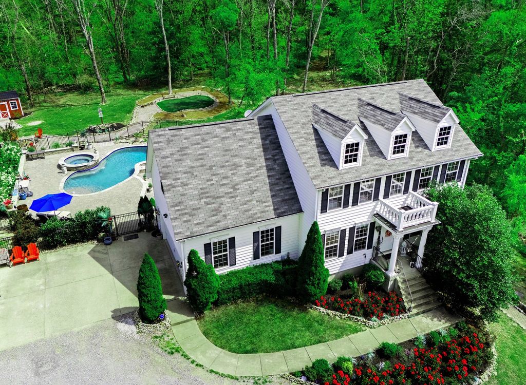 2870 Leonard Creek Ln, Arrington